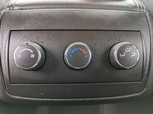 Used 2017 Chevrolet Traverse LT w/ LPO, 'HIT The Road' Package image 20