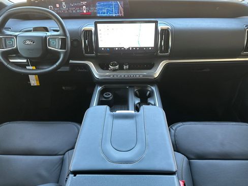 New 2026 Ford Expedition Tremor image 13