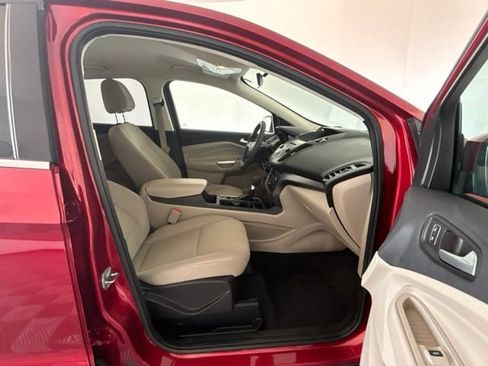 Used 2017 Ford Escape SE AWD/4WD image 27