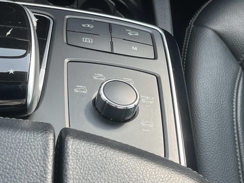 Certified 2018 Mercedes-Benz GLE 43 AMG 4MATIC image 36