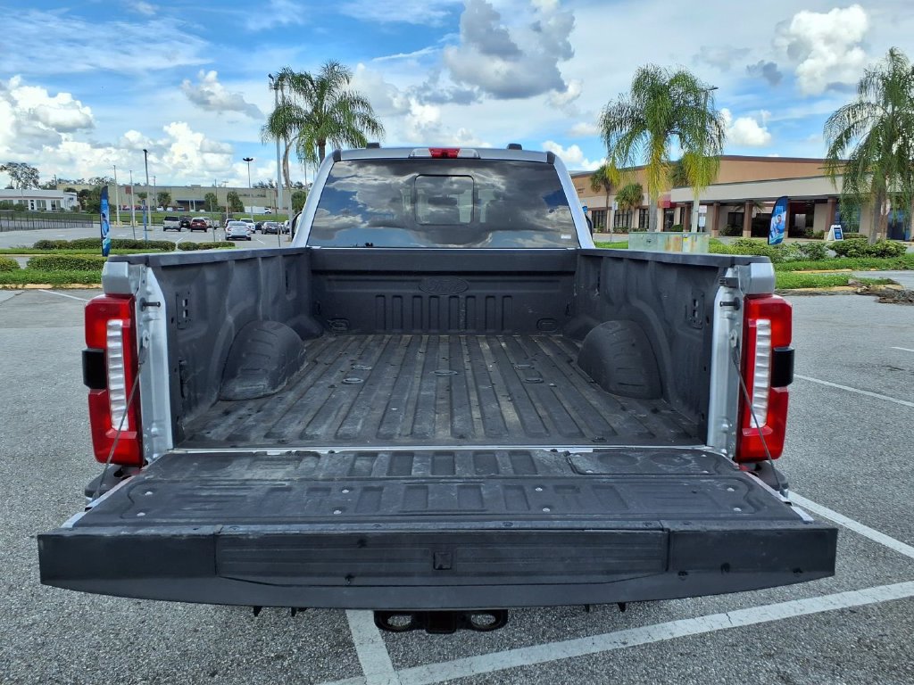 Used 2024 Ford F250 Lariat w/ Black Appearance Package AWD/4WD image 21