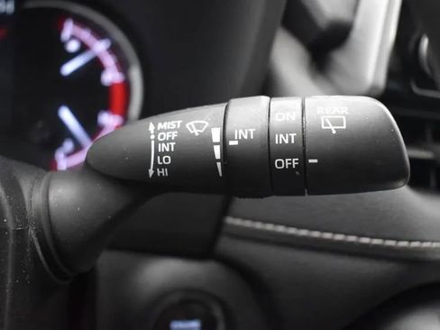 Used 2024 Toyota RAV4 XLE image 25