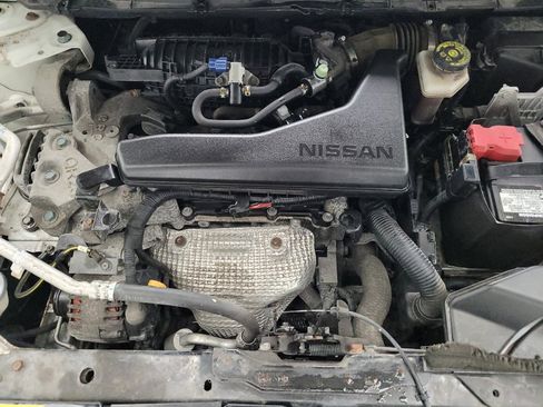 Used 2016 Nissan Rogue SV image 30