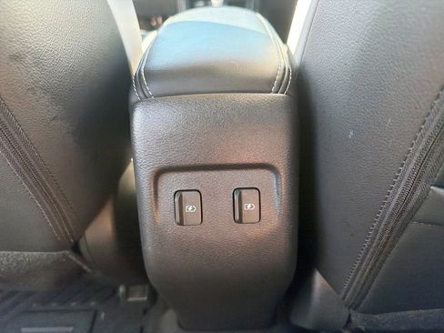 Used 2024 Nissan Kicks SR w/ SR Premium Package image 23