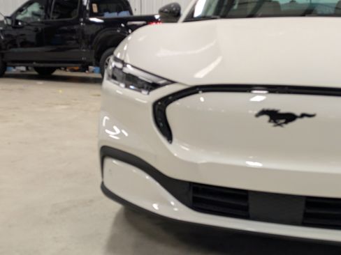 New 2025 Ford Mustang Mach-E Premium image 10