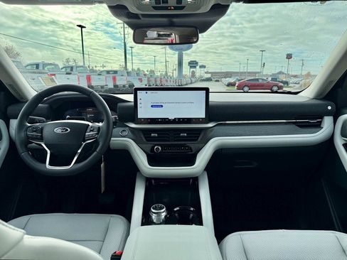 New 2026 Ford Explorer Platinum w/ LUX Leather Package image 34