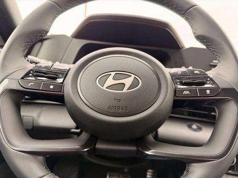 New 2026 Hyundai Elantra SE FWD image 21