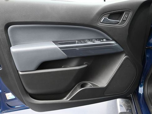 Used 2020 Chevrolet Colorado Z71 image 10