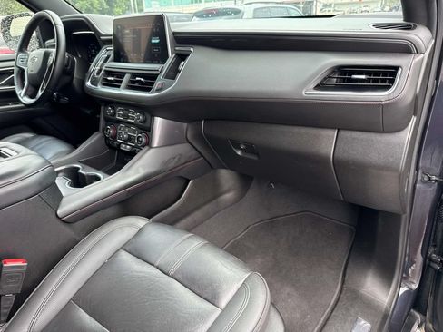 Used 2024 Chevrolet Suburban RST RWD image 14