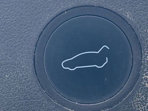 Used 2022 Tesla Model 3 RWD image 17