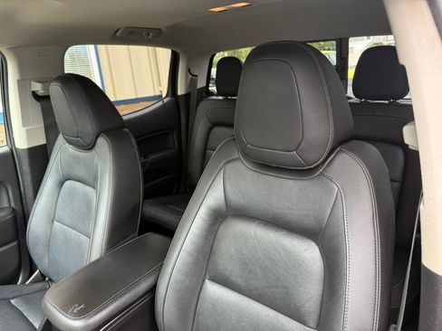 Used 2016 GMC Canyon SLT image 14