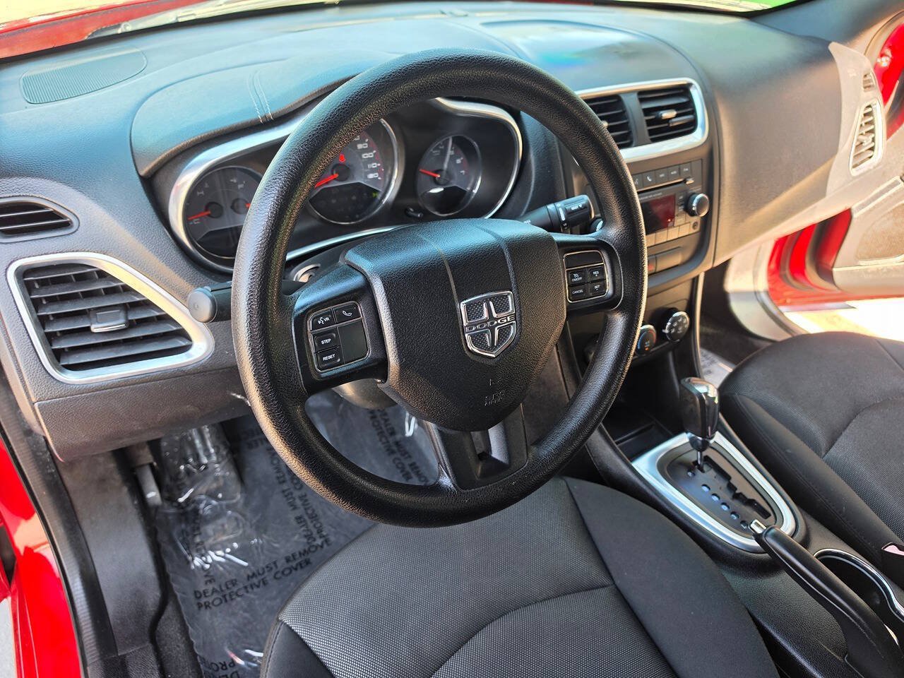 Used 2013 Dodge Avenger SE FWD image 33