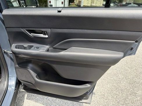 Certified 2025 Toyota Grand Highlander FWD image 19