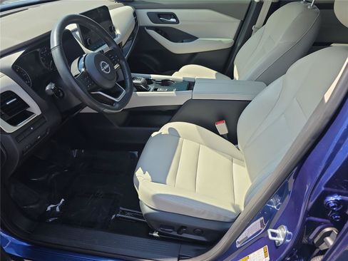 Used 2022 Nissan Rogue SL w/ SL Premium Package FWD image 23