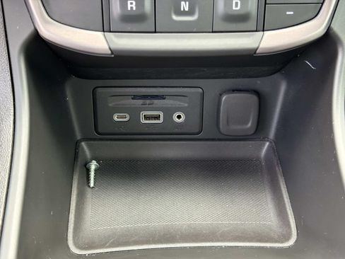 Used 2024 GMC Terrain AT4 AWD/4WD image 28