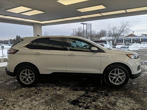 Certified 2024 Ford Edge SEL w/ Convenience Package image 4