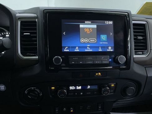 Used 2022 Nissan Frontier SV image 20