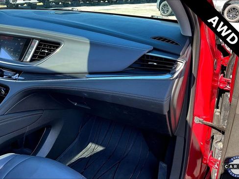 Used 2021 Buick Enclave Premium image 26