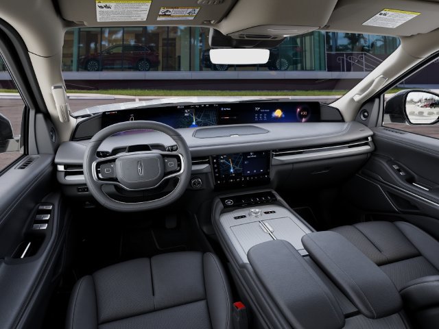 New 2027 Lincoln Navigator Premiere RWD image 9