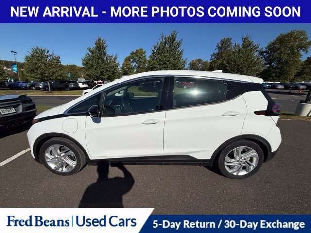 Used 2022 Chevrolet Bolt LT FWD image 5