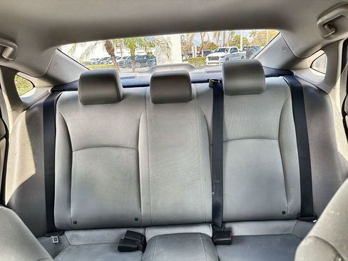 Certified 2021 Honda Civic LX image 14