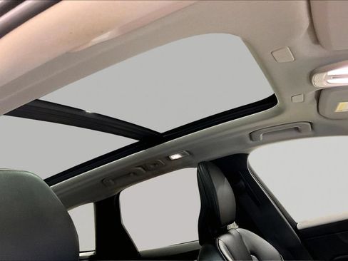 Certified 2023 Volvo XC60 B5 Core w/ Climate Package AWD/4WD image 26