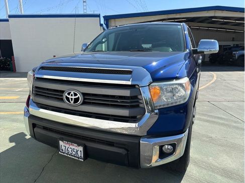 Used 2014 Toyota Tundra SR5 image 3