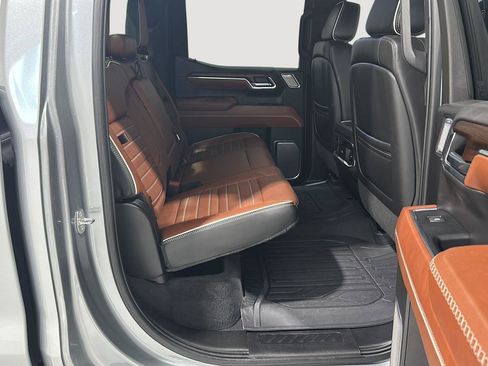 Used 2024 GMC Sierra 1500 Denali Ultimate image 26