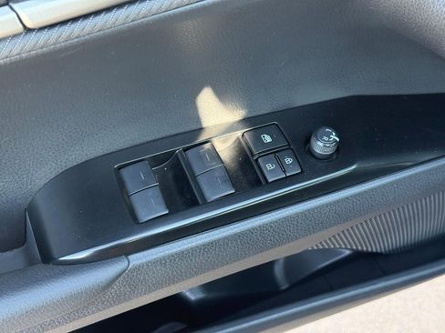 Certified 2025 Toyota Camry SE FWD image 18
