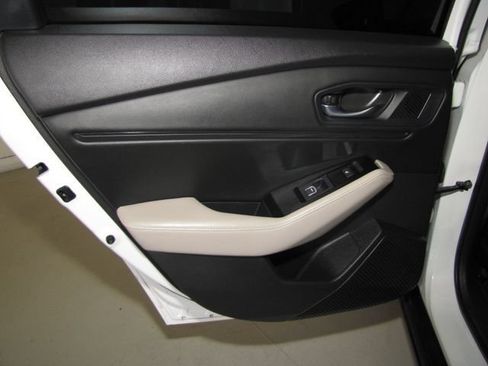 Used 2025 Honda Accord Touring image 13