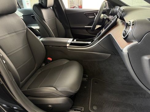 Used 2024 Mercedes-Benz C 300 Sedan image 18
