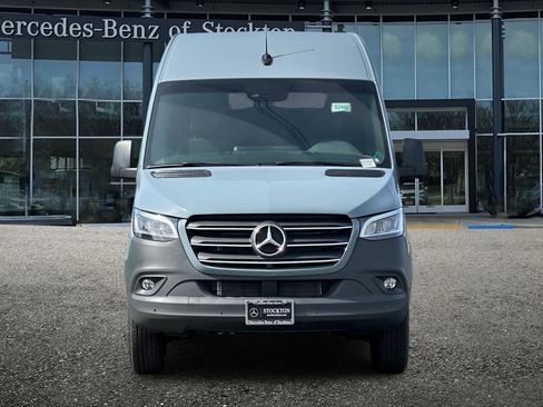 New 2024 Mercedes-Benz Sprinter 2500 image 9