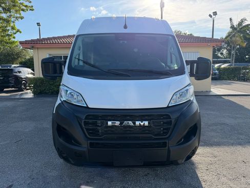Used 2023 RAM ProMaster 2500 FWD image 9