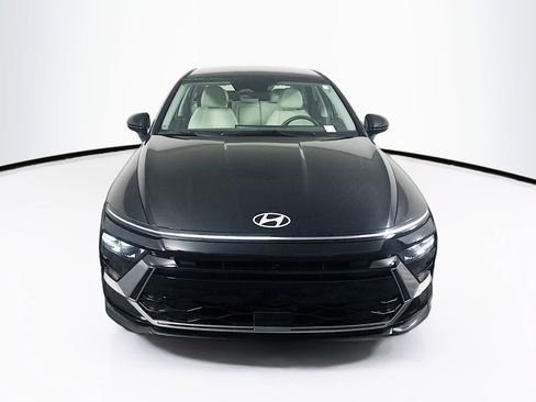 Used 2025 Hyundai Sonata SEL image 2