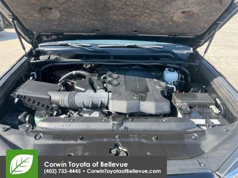 Used 2024 Toyota 4Runner TRD Off-Road image 29