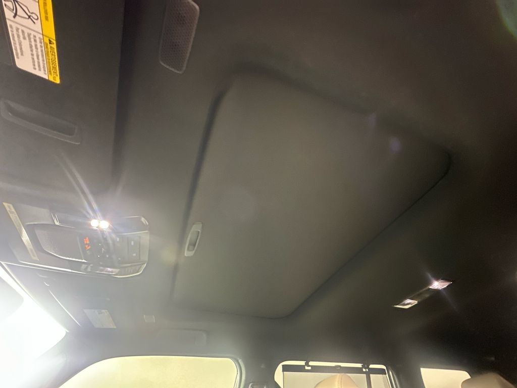 Used 2026 Lexus GX 550 AWD/4WD image 8