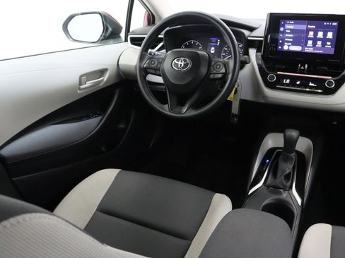 Certified 2025 Toyota Corolla LE FWD image 27