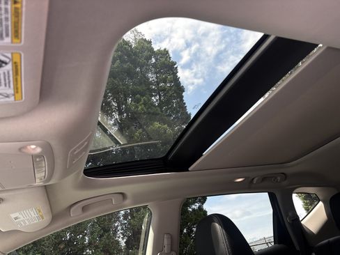 Used 2019 Nissan Murano SL w/ SL Technology Package FWD image 21