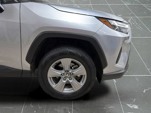 Used 2025 Toyota RAV4 XLE AWD/4WD image 23