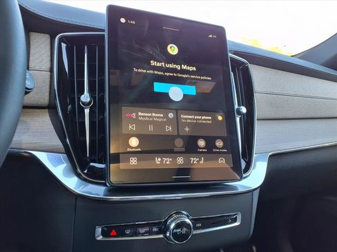 New 2026 Volvo XC90 B6 Plus w/ Protection Package Premier image 16