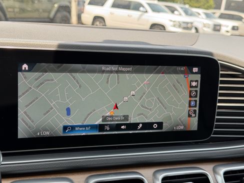 Used 2020 Mercedes-Benz GLS 450 4MATIC image 24