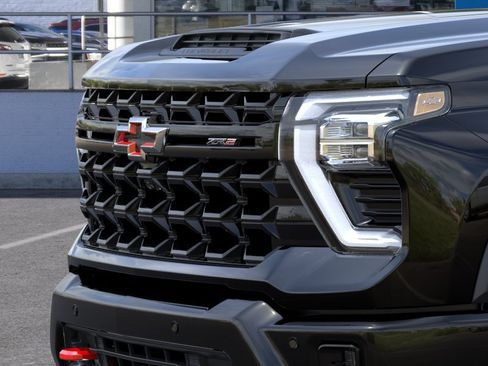 New 2026 Chevrolet Silverado 2500 ZR2 w/ LPO, Dark Essentials Package AWD/4WD image 38