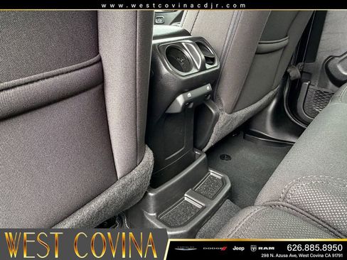 Used 2023 Jeep Wrangler Unlimited w/ 8.4" Radio Group AWD/4WD image 28