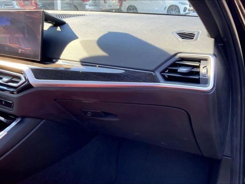 Used 2023 BMW 330i xDrive 330i xDrive w/ Premium Package image 19