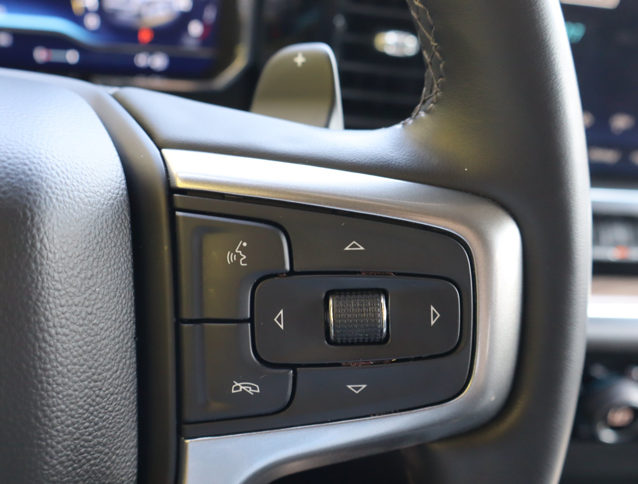 Used 2024 Chevrolet Silverado 1500 RST w/ Convenience Package II AWD/4WD image 24