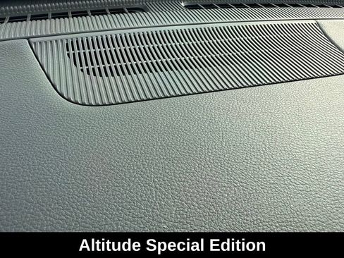 New 2026 Jeep Compass Latitude AWD/4WD image 10