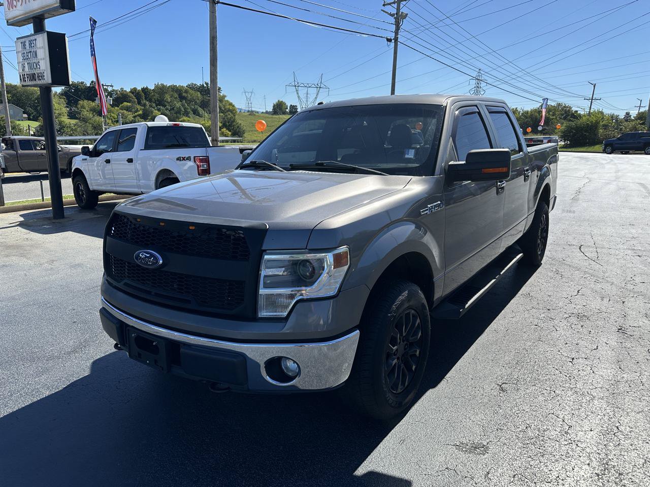 Used 2014 Ford F150 XLT w/ Equipment Group 302A Luxury AWD/4WD image 8