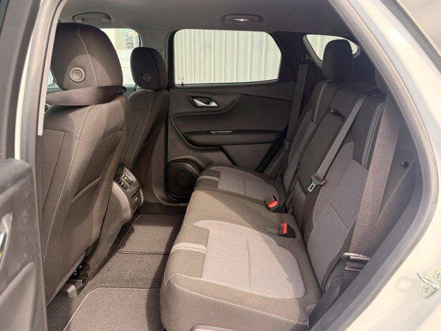 New 2026 Chevrolet Blazer LT w/ Convenience Package FWD image 6