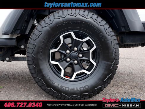 Used 2020 Jeep Gladiator Rubicon w/ Uconnect 4C Nav & Sound Group AWD/4WD image 41