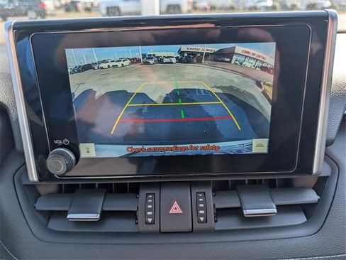 Used 2023 Toyota RAV4 XLE Premium image 11
